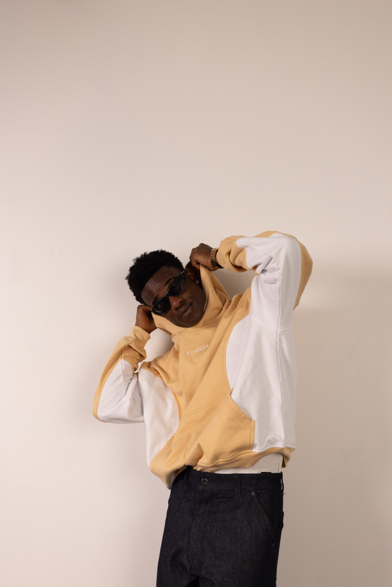 Hoodie - Off yellow & white
