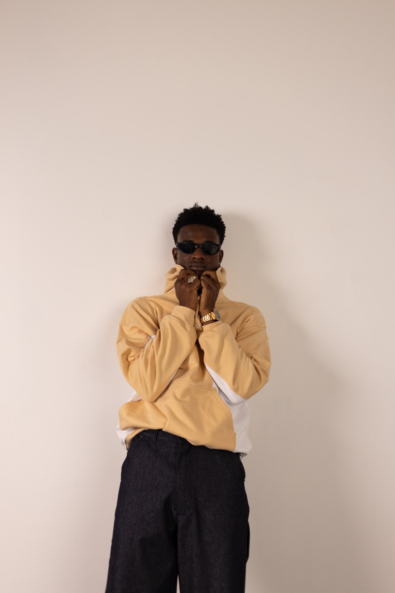 Hoodie - Off yellow & white